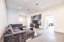 Zagreb, Gajeva Street, near Zrinjevac, business premises / newly renovated apartment 145 m²