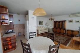Trstenik Split long term rental 2 rooms