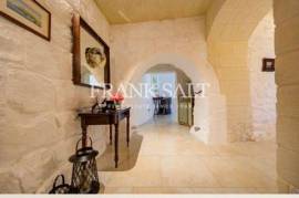 Villa-House for sale in Malta Malta