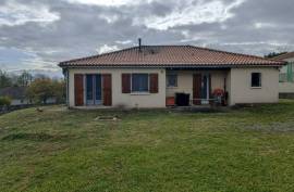 Renovated Single-storey House with Garden and Garage  near Mansle - €150,500