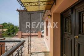 Maisonette 93 sq.m for sale