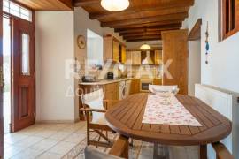 House 324 sq.m for sale