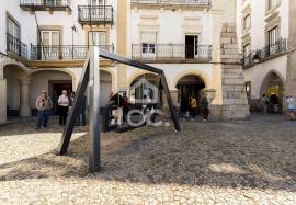 Restaurants / Bars / Shops  Évora Centro Histórico de Évora