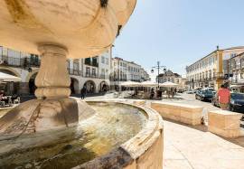 Restaurants / Bars / Shops  Évora Centro Histórico de Évora