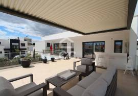 3 bedroom villa with swimming pool, terrace and large garage in Alcantarilha 3 bedroom villa with swimming pool, terrace and large garage in Alcantarilha
