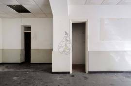 Unique Investment Opportunity in the Heart of Portimão with Rehabilitation Potential