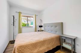 1+1 bedroom apartment in Albufeira near Forte de São João beach.