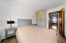 1+1 bedroom apartment in Albufeira near Forte de São João beach.