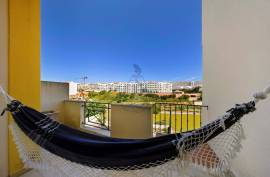 1+1 bedroom apartment in Albufeira near Forte de São João beach.