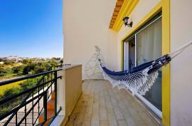 1+1 bedroom apartment in Albufeira near Forte de São João beach.