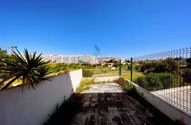 1+1 bedroom apartment in Albufeira near Forte de São João beach.