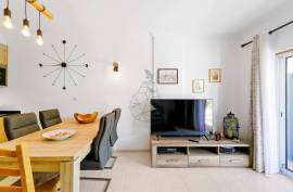 1+1 bedroom apartment in Albufeira near Forte de São João beach.