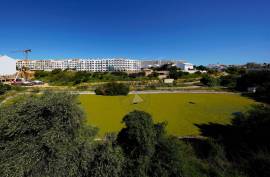 1+1 bedroom apartment in Albufeira near Forte de São João beach.