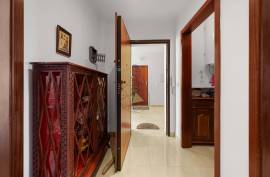 1+1 bedroom apartment in Albufeira near Forte de São João beach.