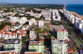 Land for Construction of 46 Apartments in Quarteira