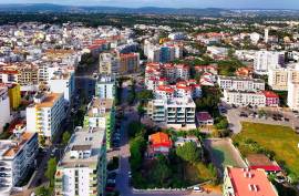 Land for Construction of 46 Apartments in Quarteira