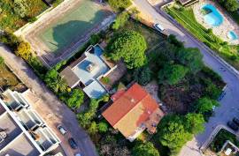 Land for Construction of 46 Apartments in Quarteira