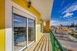 2 bedroom apartment with garage in Portimão