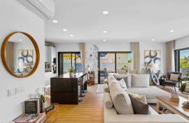 Detached House with Pool and Garage in Monte Canelas - Portimão