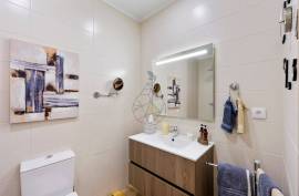 Detached House with Pool and Garage in Monte Canelas - Portimão