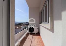 Fully refurbished villa with 6 2 bedroom apartments next to Dias da Silva, Celas.