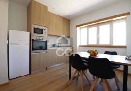 Fully refurbished villa with 6 2 bedroom apartments next to Dias da Silva, Celas.