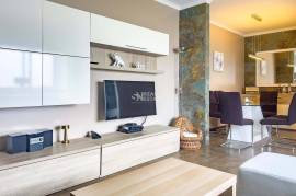Impeccable and Furnished 2 Bedrooms in Private Condominium – Santa Quitéria
