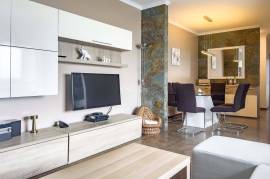 Impeccable and Furnished 2 Bedrooms in Private Condominium – Santa Quitéria