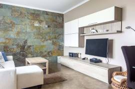 Impeccable and Furnished 2 Bedrooms in Private Condominium – Santa Quitéria