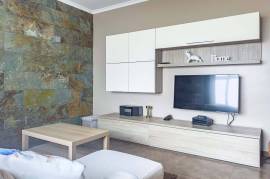 Impeccable and Furnished 2 Bedrooms in Private Condominium – Santa Quitéria