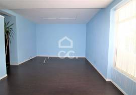 Commercial property Chaves centro