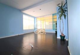 Commercial property Chaves centro