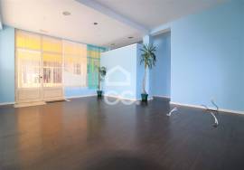 Commercial property Chaves centro