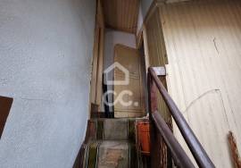 3-storey building for reconstruction in the Historic Area of Chaves