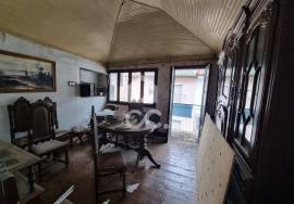3-storey building for reconstruction in the Historic Area of Chaves