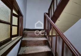 3-storey building for reconstruction in the Historic Area of Chaves