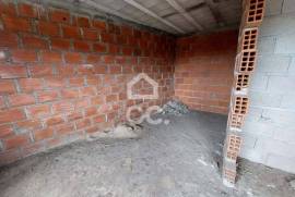House in Gross T2 in Ardãos and Bobadela – Opportunity in a Quiet Area