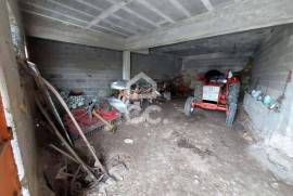 House in Gross T2 in Ardãos and Bobadela – Opportunity in a Quiet Area