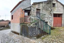 House in Gross T2 in Ardãos and Bobadela – Opportunity in a Quiet Area