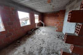 House in Gross T2 in Ardãos and Bobadela – Opportunity in a Quiet Area