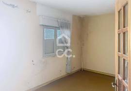 Villa with Great Potential and Countryside and City Views