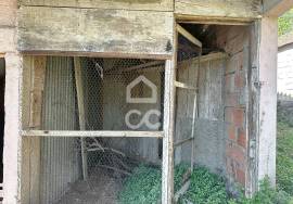 Villa with Great Potential and Countryside and City Views