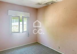 Villa with Great Potential and Countryside and City Views