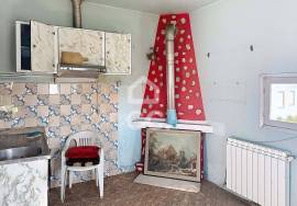 Villa with Great Potential and Countryside and City Views