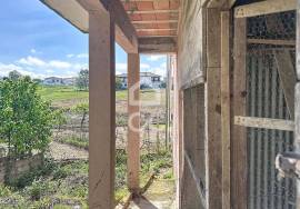 Villa with Great Potential and Countryside and City Views