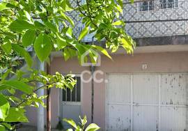 Villa with Great Potential and Countryside and City Views
