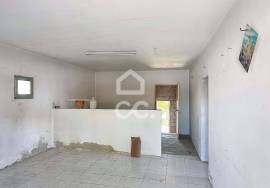 Villa with Great Potential and Countryside and City Views