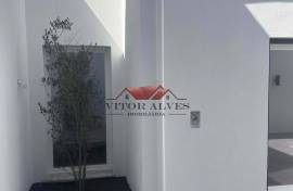 2 bedroom villa in Montijo (with outdoor space)