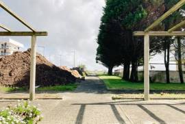 Apartamento T2 junto à Praia da Consolação