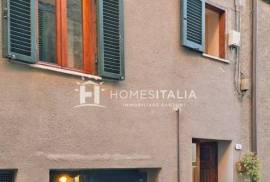 Apartment with separate storeroom